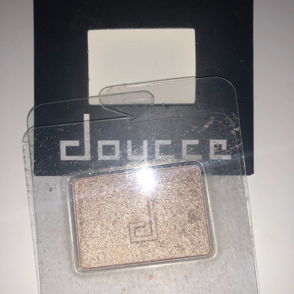 Makeup bundle - Picture 4 of 7